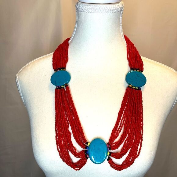 ⭐️ Gorgeous multi-strand necklace - Picture 2 of 8